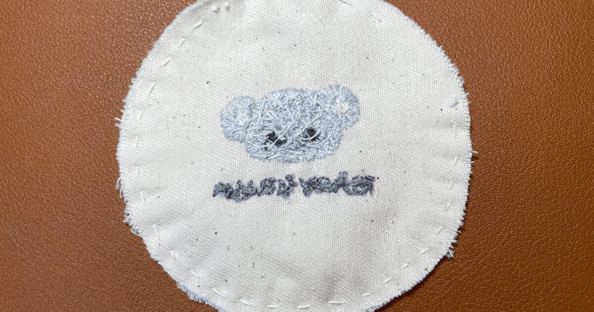 「べびこあら」の刺繍をしてみた