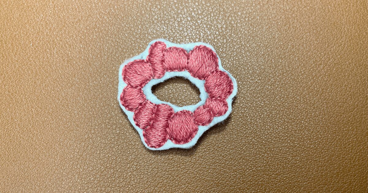 「ミャクミャク輪っか」の刺繍をしてみた